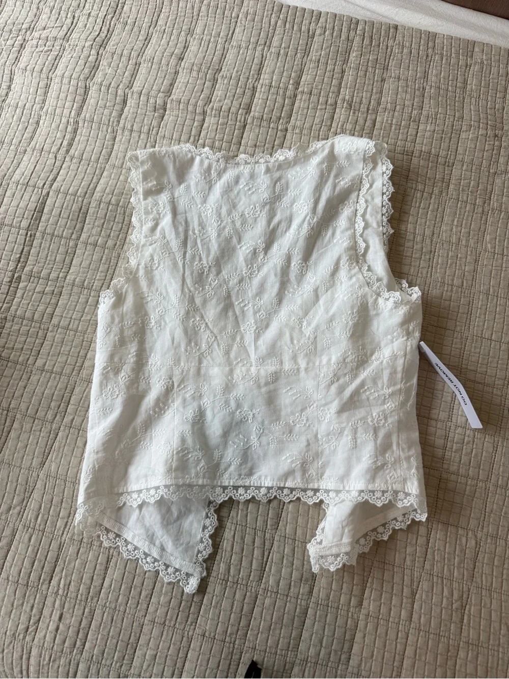 Princess Polly White Lace-Trim Tie-Front Camisole - Picture 3 of 4